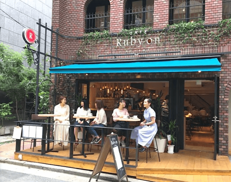 カフェ ルビーオン青山 ロケ地